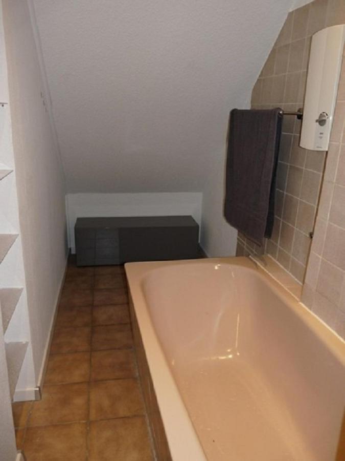 Ferienwohnung In Duesseldorf Hassel Buitenkant foto