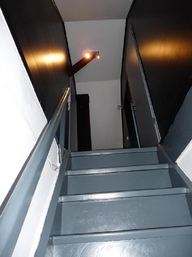 Ferienwohnung In Duesseldorf Hassel Buitenkant foto
