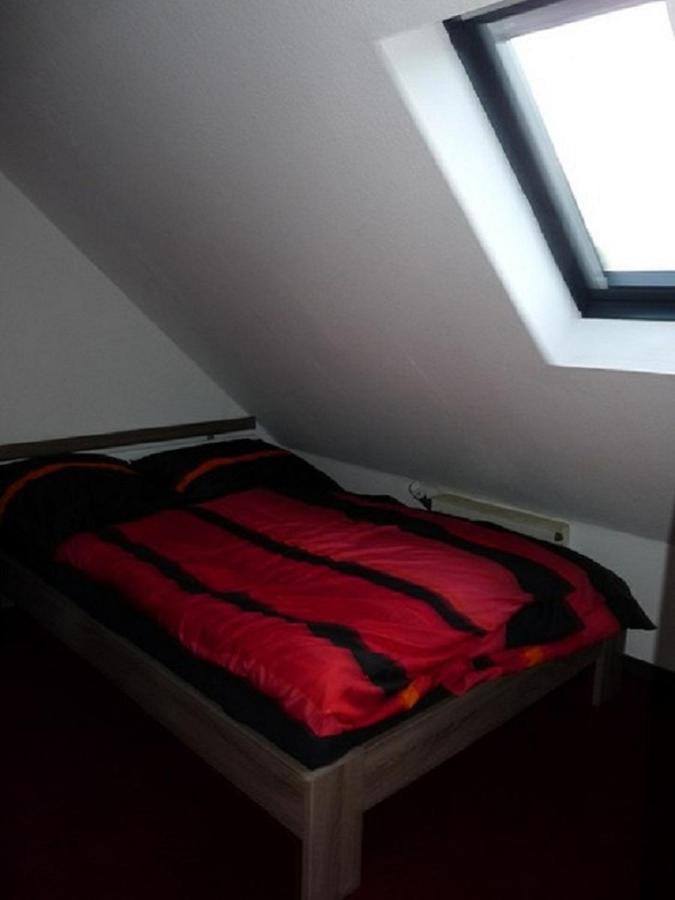 Ferienwohnung In Duesseldorf Hassel Buitenkant foto